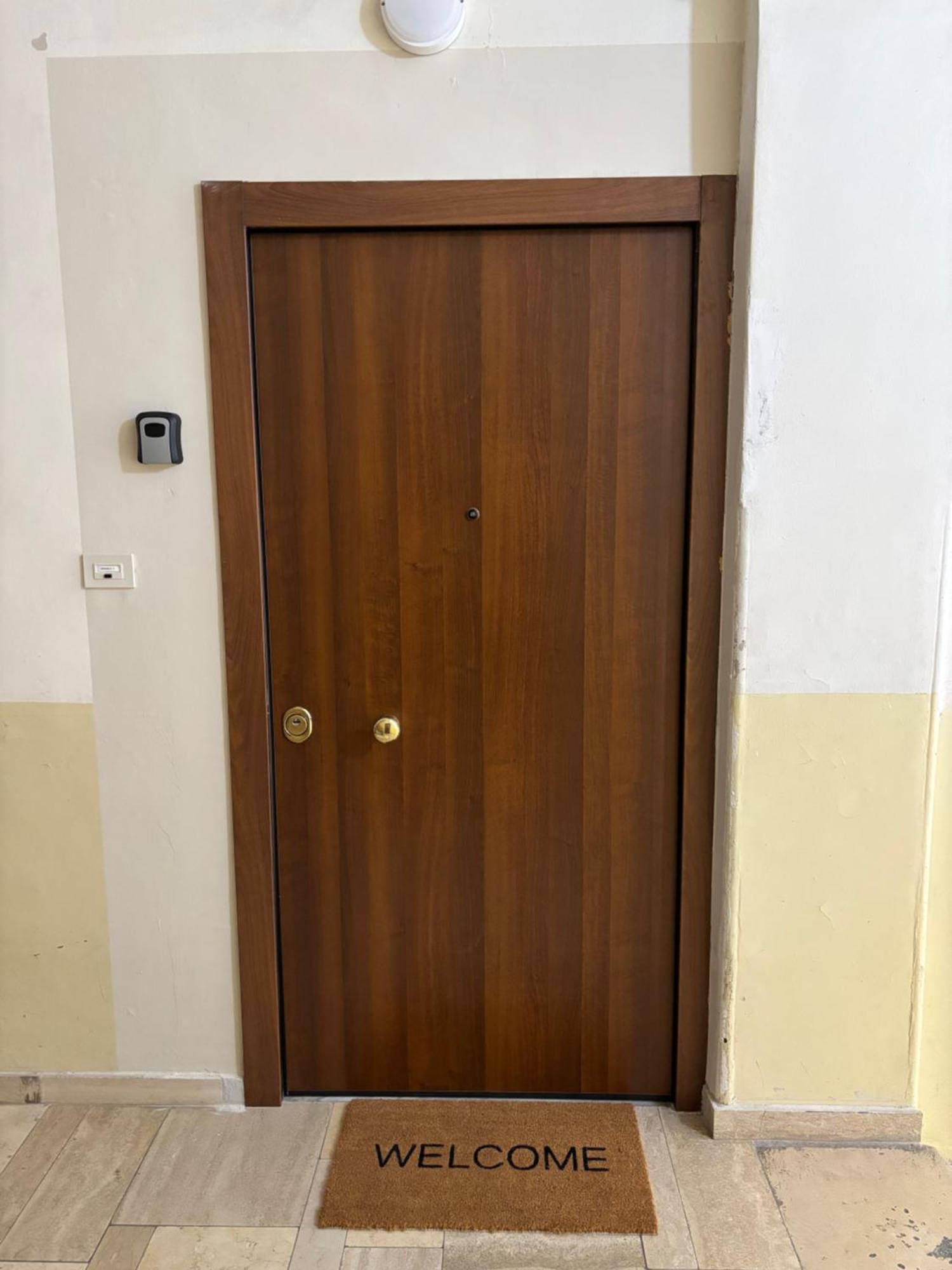 Your Home, In The Center Of Bari Buitenkant foto
